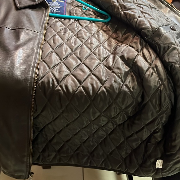 Men jacket - Picture 3 of 6